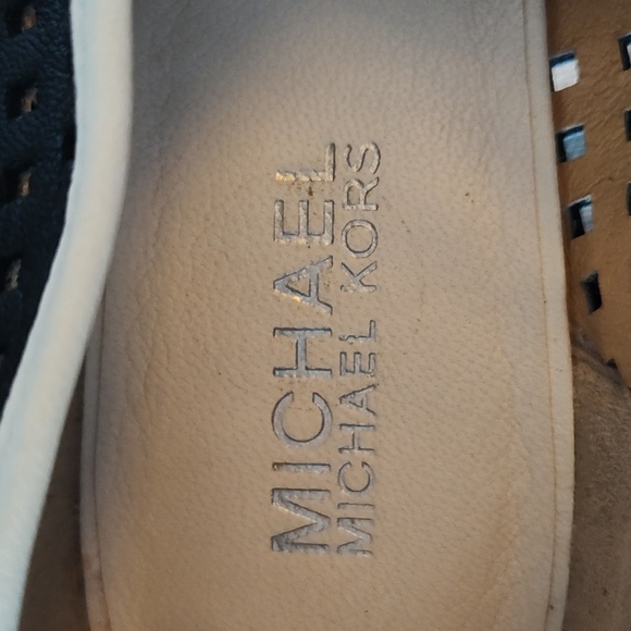 Michael Kors Perforated Wedge Heels 8.5M - Picture 7 of 8